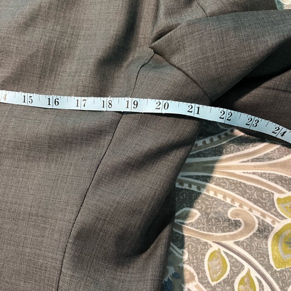 Peter Millar men’s suit jacket blazer 100% wool 42R Grey two button - Picture 12 of 13